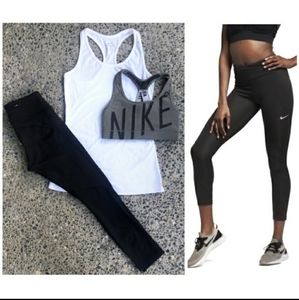 Nike Bundle. Bra, tank & tights